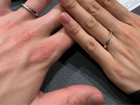 【YUKIZAKI BRIDAL(ユキザキブライダル)の口コミ】 コンビネーションリング(プラチナ950とイエローゴールド)でありとても華奢…