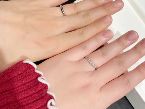 【MIKIMOTO(ミキモト)の口コミ】 V字のデザインで指を長くきれいに見せてくれます。またダイヤモンドが7石…