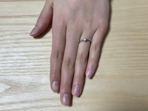 【アイプリモ(I-PRIMO)の口コミ】 1番の決め手は結婚指輪とセットになっているものだったためです。
色々な…