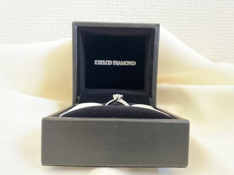 【エクセルコダイヤモンド(EXELCO DIAMOND)の口コミ】 なんと言ってもダイヤモンが浮いていることです！つけている時は側面から…