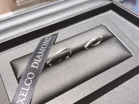 【エクセルコダイヤモンド(EXELCO DIAMOND)の口コミ】 初めて見て試着したとき、2人ともビビッときました。この日に買う予定では…