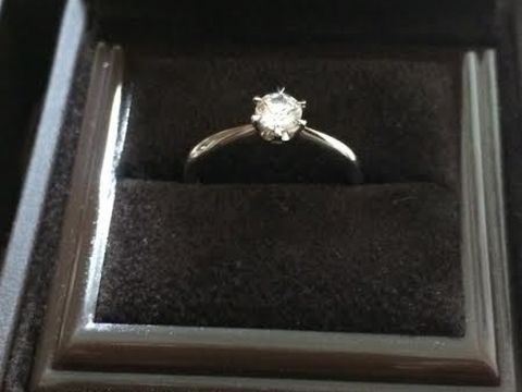 【アイプリモ(I-PRIMO)の口コミ】 大きい石と小さい石が並んでいるものやデザイン的に日常でもつけられるも…