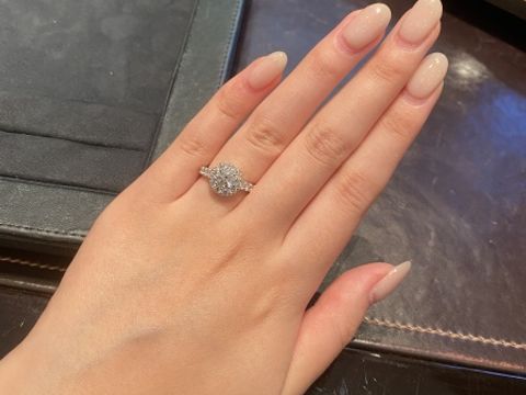 【グラフ(GRAFF)の口コミ】 どの指輪も繊細な作りで、店内のどこの光の下でみても素敵に輝いてました…