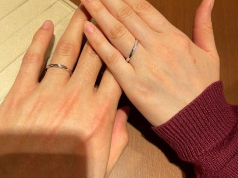 【TRECENTI(トレセンテ)の口コミ】 ダイヤモンドがキラキラ輝いて、とても綺麗でした。シンプルなデザインな…