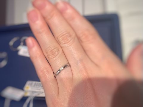 【銀座ダイヤモンドシライシの口コミ】 デザインが豊富で自分の好みのデザインが見つかるのではないかと思います…