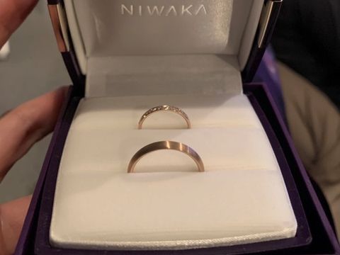 【俄(にわか)の口コミ】 いろいろな指輪を試着しましたが、この指輪はとにかく手に馴染む感じがし…