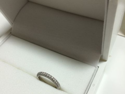 【ギンザタナカブライダル(GINZA TANAKA BRIDAL)の口コミ】 他ブランドですが婚約指輪を買った時に、カタログにその婚約指輪とパヴェ…