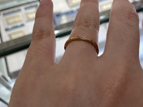 【One&Only(ワンアンドオンリー)の口コミ】 もともとゴールドかピンクゴールドで、細身かつ厚みが控えめのリングを探…