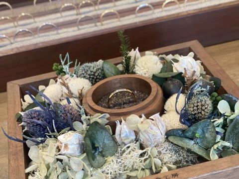 【鎌倉彫金工房の口コミ】 以前から彼女と指輪の話などしていて、小さいダイヤが並んでいるようなデ…