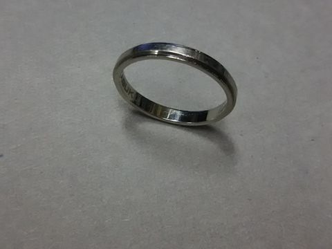 【カルティエ(Cartier)の口コミ】 妻が結婚指輪はカルティエと決めていました。今まで指輪に限らず装飾品は…
