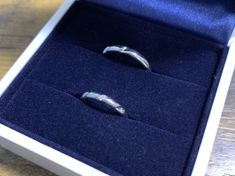 【HOSHI no SUNA 星の砂(ほしのすな)の口コミ】 前もって購入していた婚約指輪とセットのマリッジリングだったこと。一応…