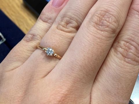 【LAPAGE(ラパージュ)の口コミ】 今回試着させていただいた指輪はピンクゴールドの婚約指輪だったのですが…