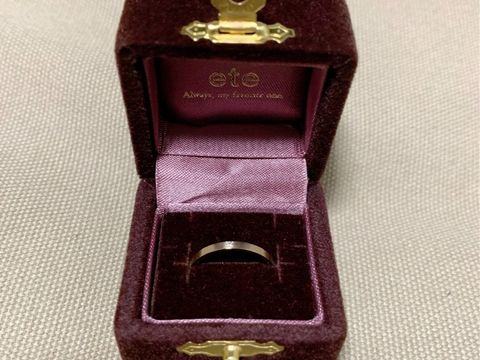【ete(エテ)の口コミ】 婚約指輪ですが、高価なものではなく
普段から身につけられるようなカジュ…
