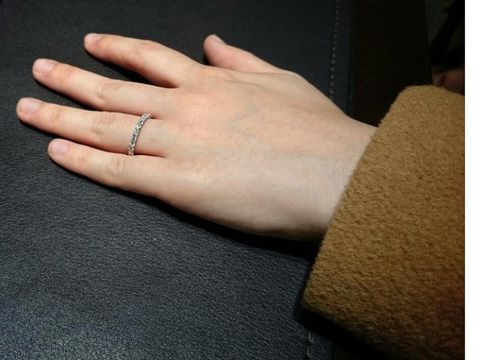 【俄(にわか)の口コミ】 とにかくゴージャスな雰囲気が好みという人にはエターニティリングを婚約…