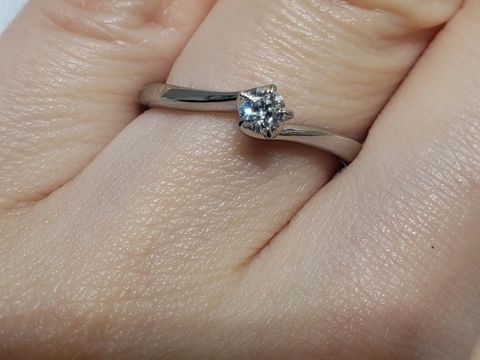 【festaria VOYAGE(フェスタリア ボヤージュ)の口コミ】 フェスタリアといえばダイヤモンドの中に星が浮かび上がってる指輪ですよ…