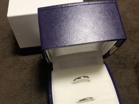 【俄(にわか)の口コミ】 購入後は日常生活でもずっと指輪を着けたいと思っていたので、派手になり…