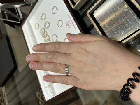 【杢目金屋(もくめがねや)の口コミ】 オーダーメイドなので、ひとつのものを自分たちで作り上げるというのに感…