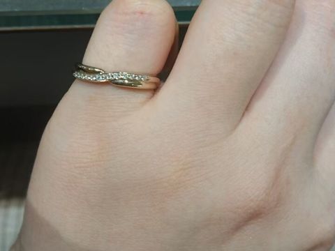 【Katamu(カタム)の口コミ】 ある程度太さがあって、丈夫な鍛造製法の指輪を探していました
鍛造製法だ…