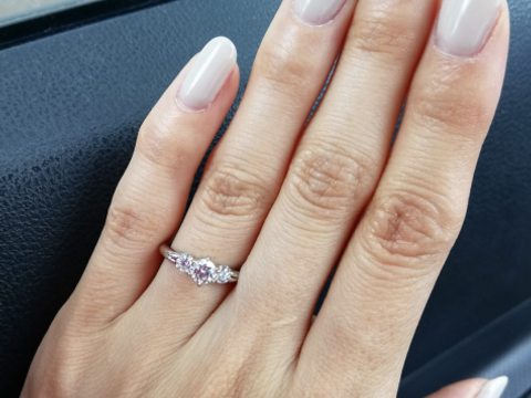 【モニッケンダム(MONNICKENDAM)の口コミ】 まず私の指が極端に細く（3号）そのsizeの取り扱いのあるブランドであった…