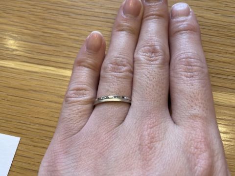 【BIJOUPIKO(ビジュピコ)の口コミ】 1/4だけ艶消し加工がしてあり、付け方により、艶消しが見えやすいようにし…