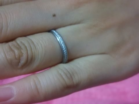 【カルティエ(Cartier)の口コミ】 妻用の結婚指輪です。婚約指輪と違い、普段ずっと身に着ける結婚指輪なの…