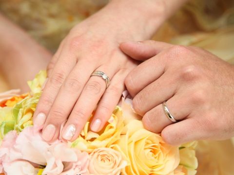 【ティファニー(Tiffany & Co.)の口コミ】 シンプルな婚約指輪を希望していました。やはりダイヤモンドは必須で、予…