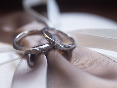 【俄(にわか)の口コミ】 コンセプトとデザインです。結という指輪で、2人を結ぶという意味がありま…