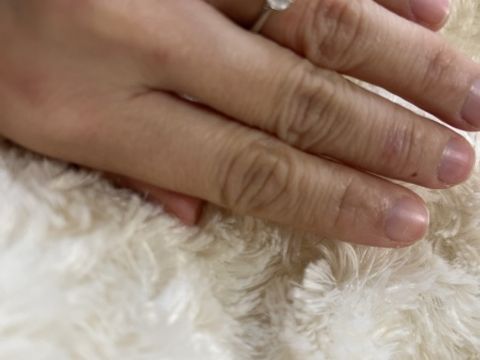 【ラザール ダイヤモンド(LAZARE DIAMOND)の口コミ】 綺麗にかがやく大きめなダイヤモンドを探していました。この指輪はダイヤ…