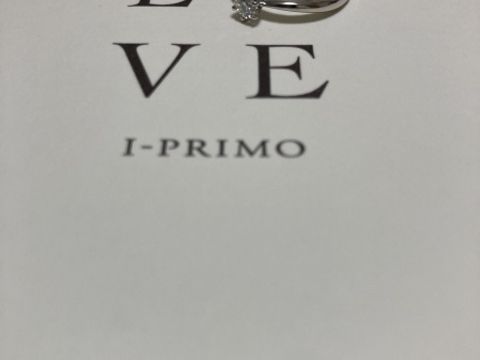【アイプリモ(I-PRIMO)の口コミ】 シンプルで、高さがあり、ダイヤのキラキラや質が活かされてる指輪だと思…