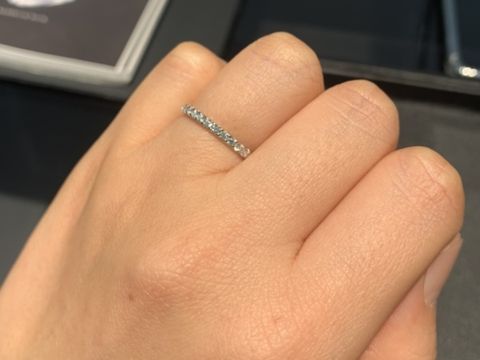 【エクセルコダイヤモンド(EXELCO DIAMOND)の口コミ】 エクセルコのエタニティリングです。ダイヤにはかなり自信があるというこ…