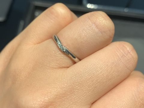 【エクセルコダイヤモンド(EXELCO DIAMOND)の口コミ】 つけ心地がとにかくよく内側が滑らかになっているデザインでした。普段ア…