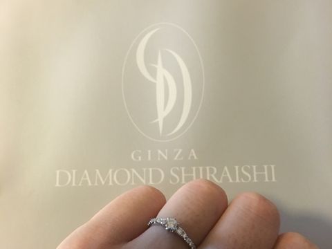 【銀座ダイヤモンドシライシの口コミ】 最初はエタニティリングで探していたのですか、お店のスタッフの方に、せ…