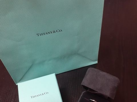 【ティファニー(Tiffany & Co.)の口コミ】 スタンダードで細身な指輪を探してました。石なしかダイヤ付きかとても迷…