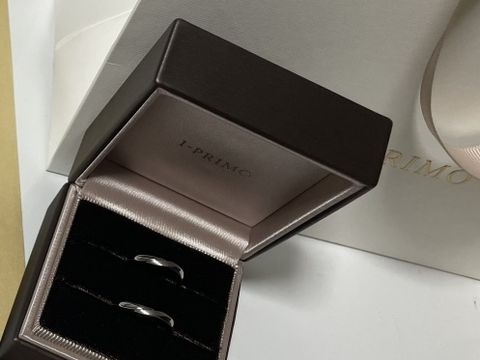 【アイプリモ(I-PRIMO)の口コミ】 婚約指輪がI-PRIMOさんで結婚指輪も同じブランドがよかったのでこちらのみ…