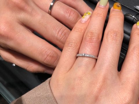 【エクセルコダイヤモンド(EXELCO DIAMOND)の口コミ】 ハーフエタニティをたくさん試着させていただきました。ダイヤの光加減の…