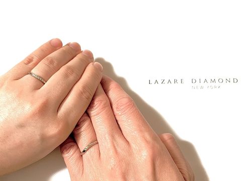 【ラザール ダイヤモンド(LAZARE DIAMOND)の口コミ】 決め手はなんと言ってもダイヤモンドの輝きです。
結婚指輪に使われている…