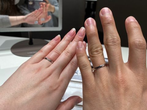 【アイプリモ(I-PRIMO)の口コミ】 ヘラクレスはメレダイヤモンドのラインがとてもきれいでした。2本のリング…