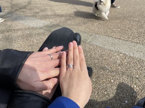 【ブルガリ(BVLGARI)の口コミ】 ブランド力を重視し、ブランドロゴが入っている指輪にしました。結婚指輪…