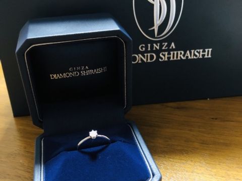 【銀座ダイヤモンドシライシの口コミ】 クリスマスの日に今の旦那さんからプレゼントしてもらいました。わたしが…