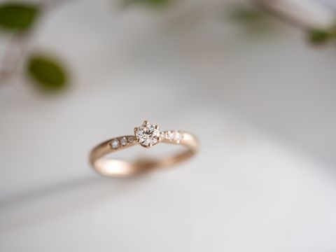 【Cayof(カヨフ)の口コミ】 初回の打ち合わせ時に丁寧に素材から、加工の方法まで説明していただき、…