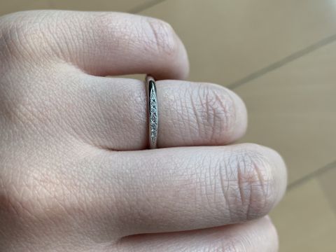 【銀座ダイヤモンドシライシの口コミ】 シンプルすぎず派手すぎず必ずダイヤが埋め込まれているもので探していた…