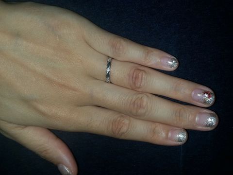 【STAR JEWELRY(スタージュエリー)の口コミ】 何種類も試着させていただきました。
シンプルなものから、デザインのある…