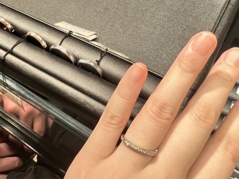 【エクセルコダイヤモンド(EXELCO DIAMOND)の口コミ】 ストレートタイプはお好みですが、デザインが少なかった。着用心地は普通…