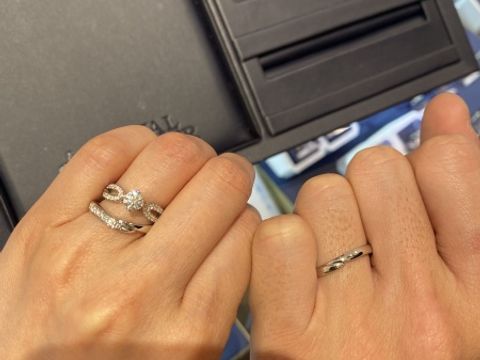 【ROYAL ASSCHER(ロイヤル・アッシャー)の口コミ】 デザインに関してはたくさんのデザインが揃っており、ウェーブ、ストレー…