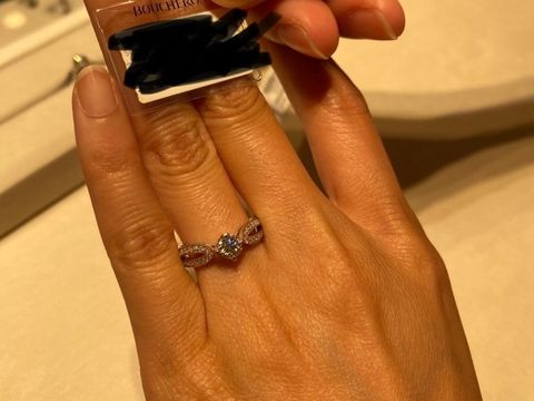【ブシュロン(BOUCHERON)の口コミ】 デザインが最後の決め手になりました。相手と一緒に色々な指輪を見に行き…