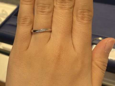 【銀座ダイヤモンドシライシの口コミ】 まず着け心地が良いです。候補に上がっていた他のデザインよりもダイヤモ…