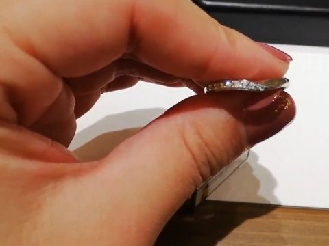 【ラザール ダイヤモンド(LAZARE DIAMOND)の口コミ】 ダイヤモンドが大きく、よりLAZARE DIAMONDらしさを感じることが出来るタ…