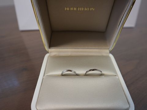 【ブシュロン(BOUCHERON)の口コミ】 デザイン性を重視しました。最初はダイヤのあるものがいいかと思ってまし…