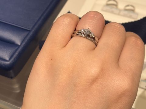 【銀座ダイヤモンドシライシの口コミ】 もともとエンゲージリングもダイヤモンドシライシさんのもので、マリッジ…