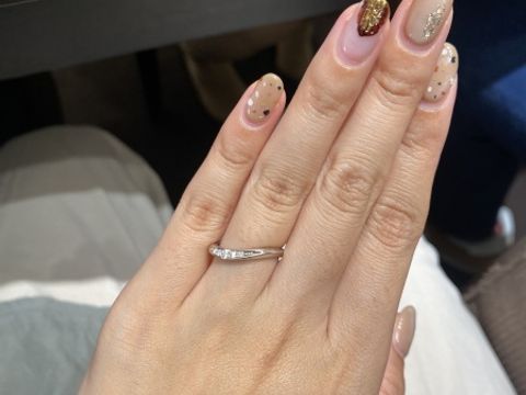 【アイプリモ(I-PRIMO)の口コミ】 片側にダイヤが入っているので、上下逆につけたら内側にダイヤがきて、ぶ…